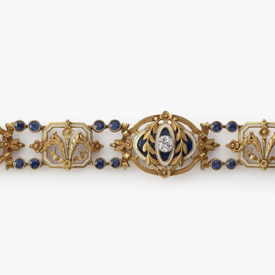 Geelgouden antieke armband bezet met diamant en saffier en met emaille door Gautrait voor Gariod, Parijs, ca 1905